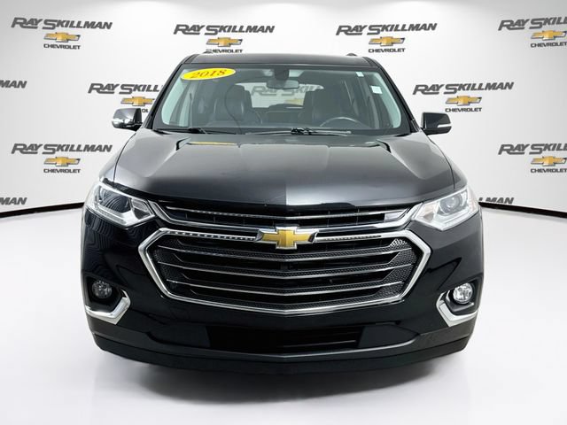 Used 2018 Chevrolet Traverse LT FWD image 2
