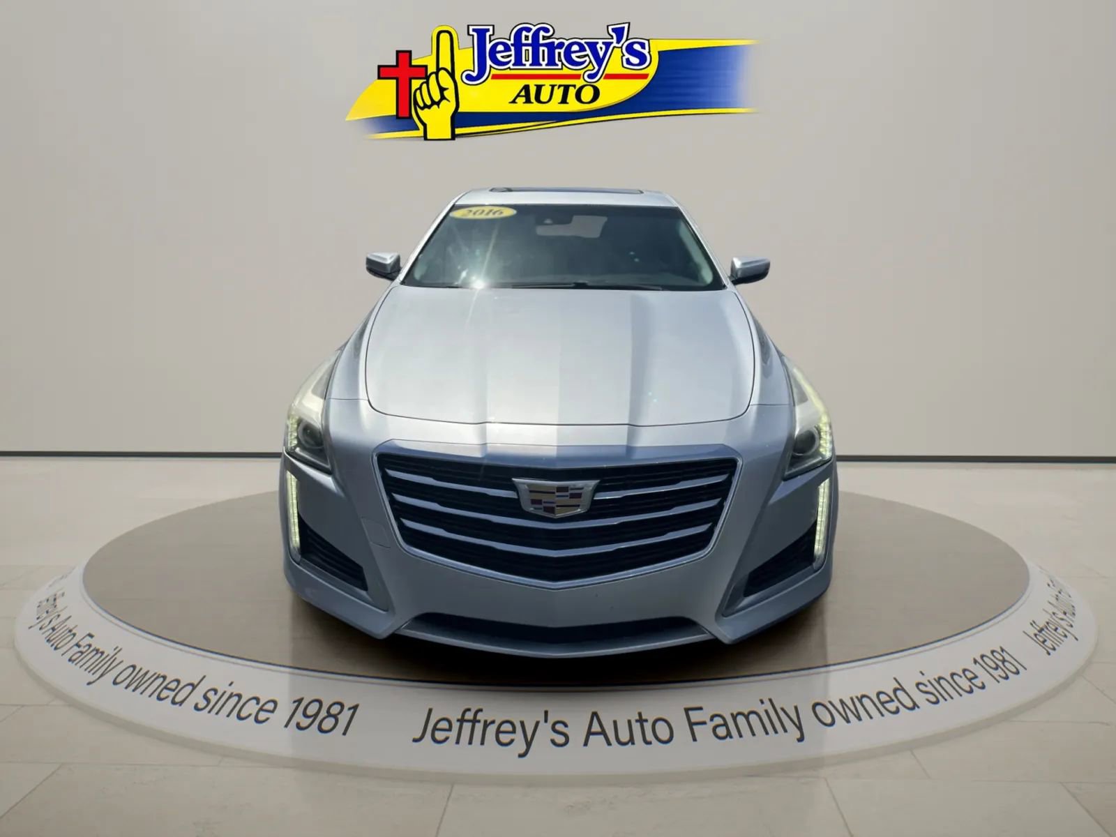 Used 2016 Cadillac CTS Luxury RWD image 4