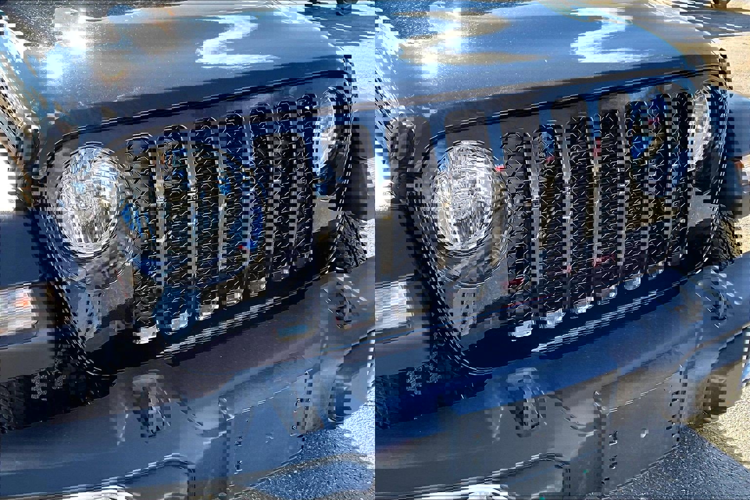 Used 2023 Jeep Gladiator Sport image 33