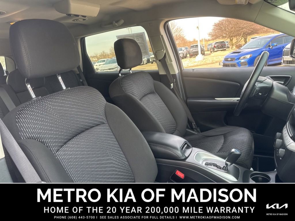 Used 2019 Dodge Journey SE w/ Blacktop Package image 36