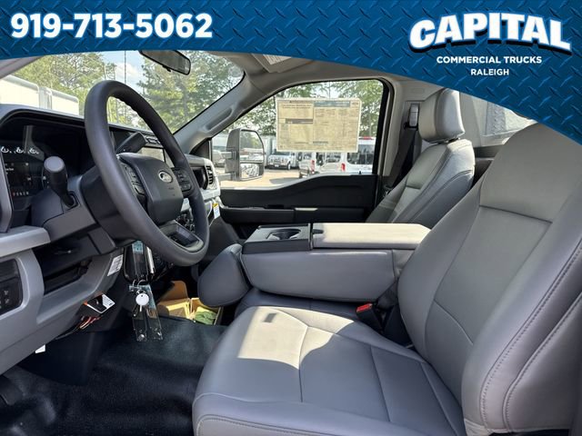 New 2024 Ford F550 4x4 Regular Cab Super Duty image 17