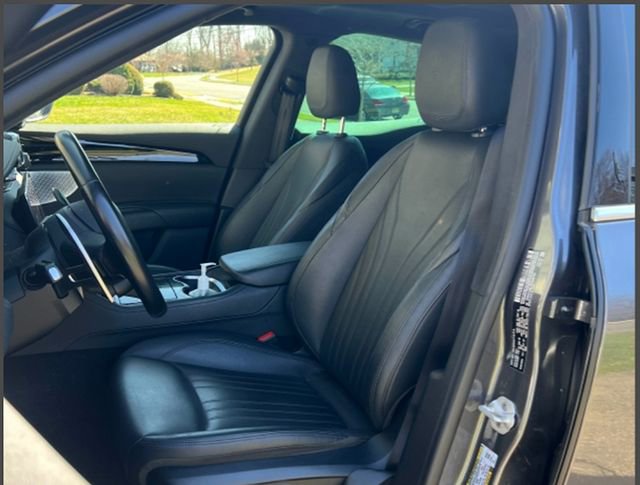 Used 2023 Maserati Grecale GT image 2