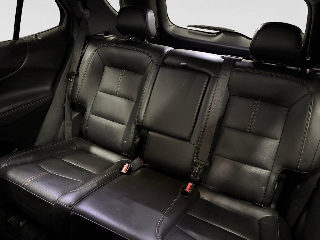 Used 2022 Chevrolet Equinox Premier AWD/4WD image 13