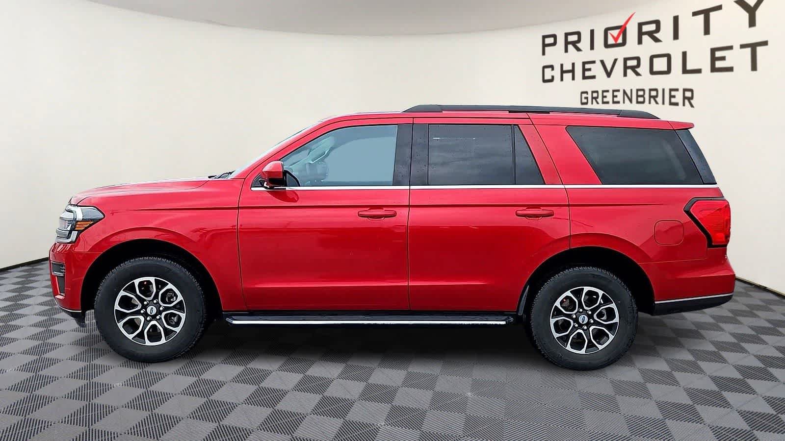 Used 2022 Ford Expedition XLT RWD image 5