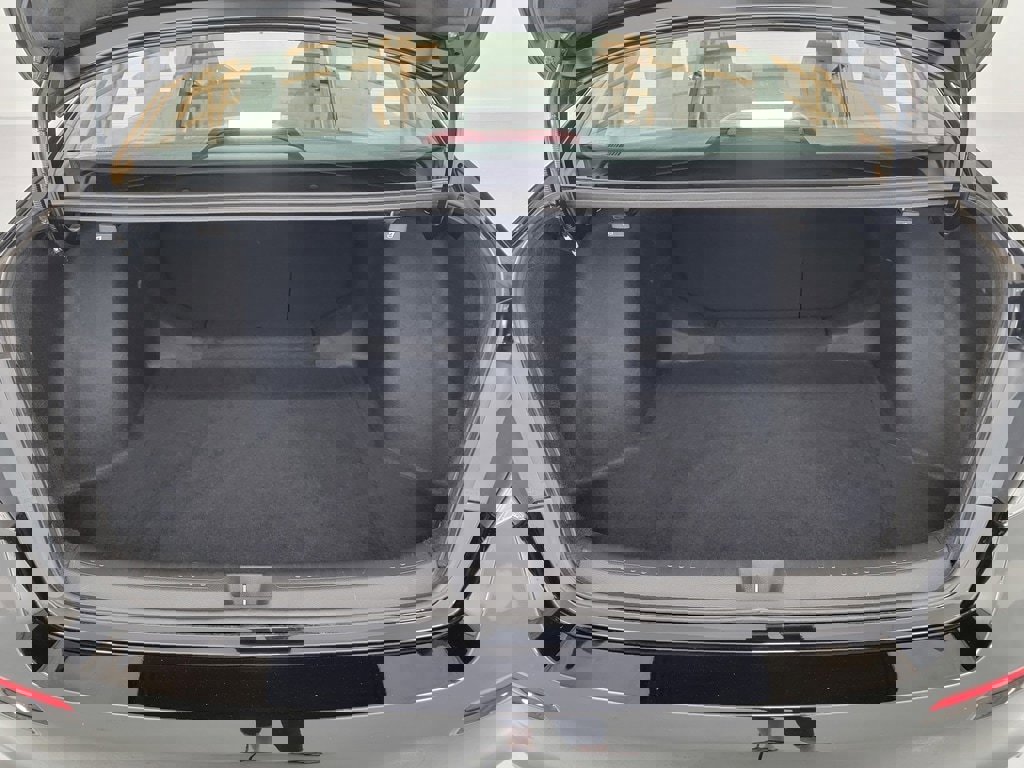 Used 2025 Honda Civic Sport image 26