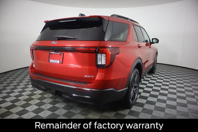 Used 2025 Ford Explorer ST-Line w/ Premium Package AWD/4WD image 4