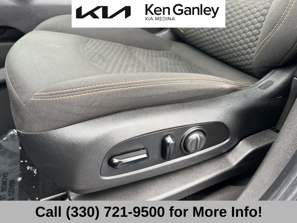 Used 2020 GMC Terrain SLE w/ Driver Convenience Package image 28