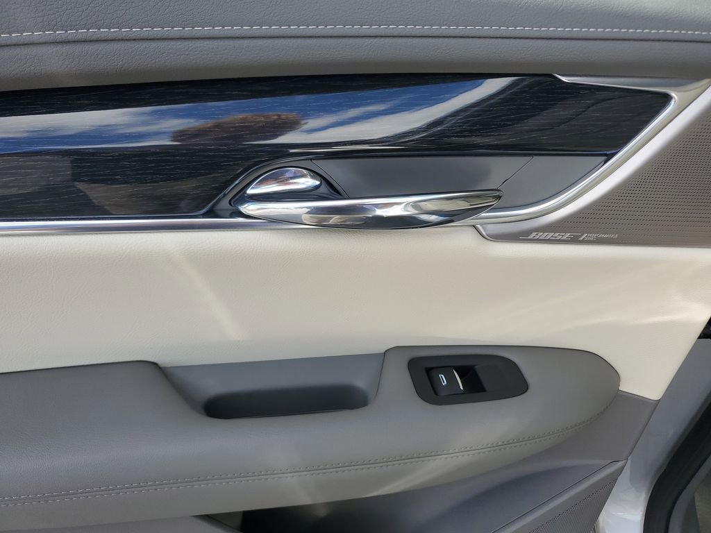 Used 2020 Cadillac XT6 Premium Luxury image 16