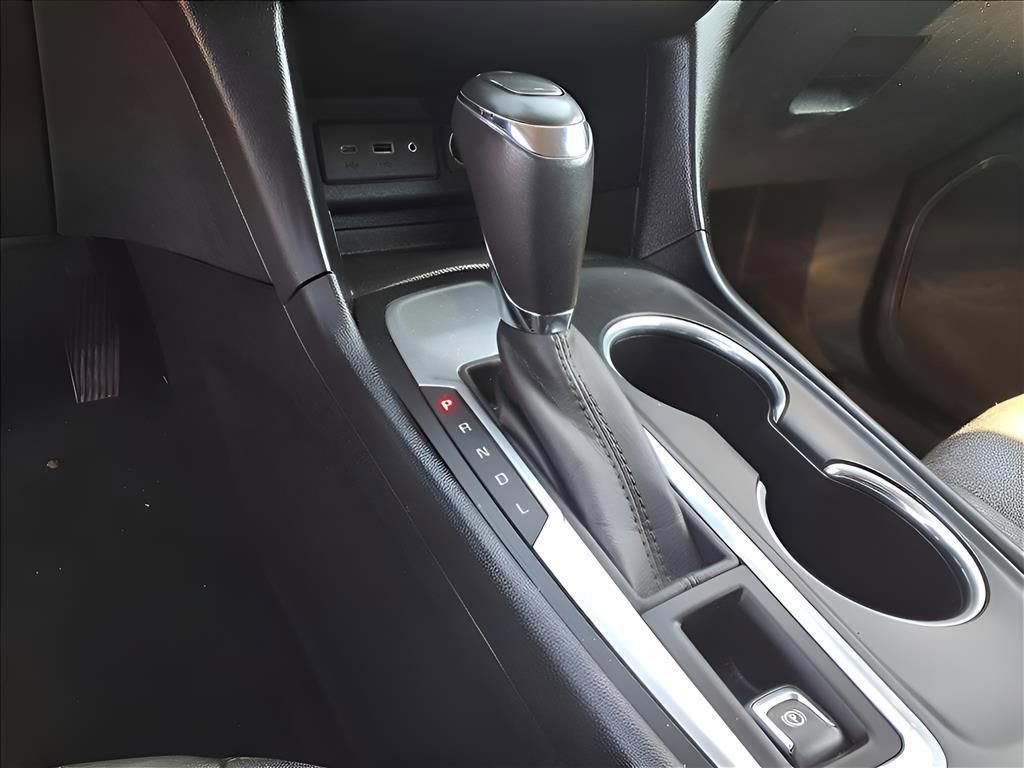 Used 2019 Chevrolet Equinox LT image 7