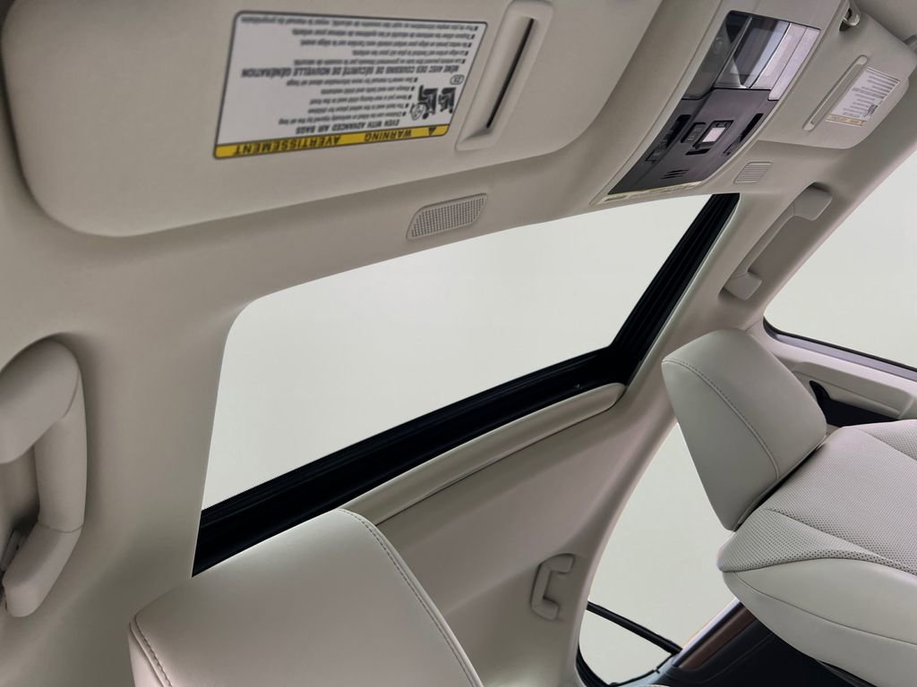 Certified 2025 Lexus ES 350 w/ Premium Package image 4