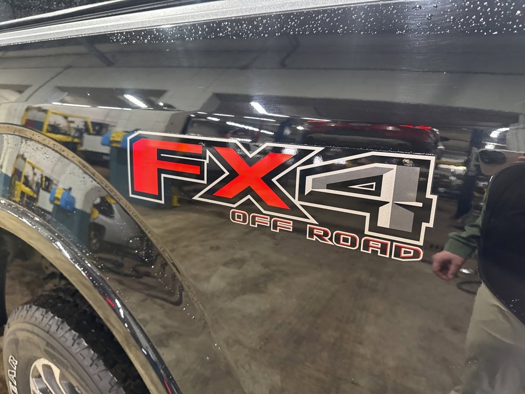 Used 2018 Ford F150 XLT w/ Equipment Group 302A Luxury image 8