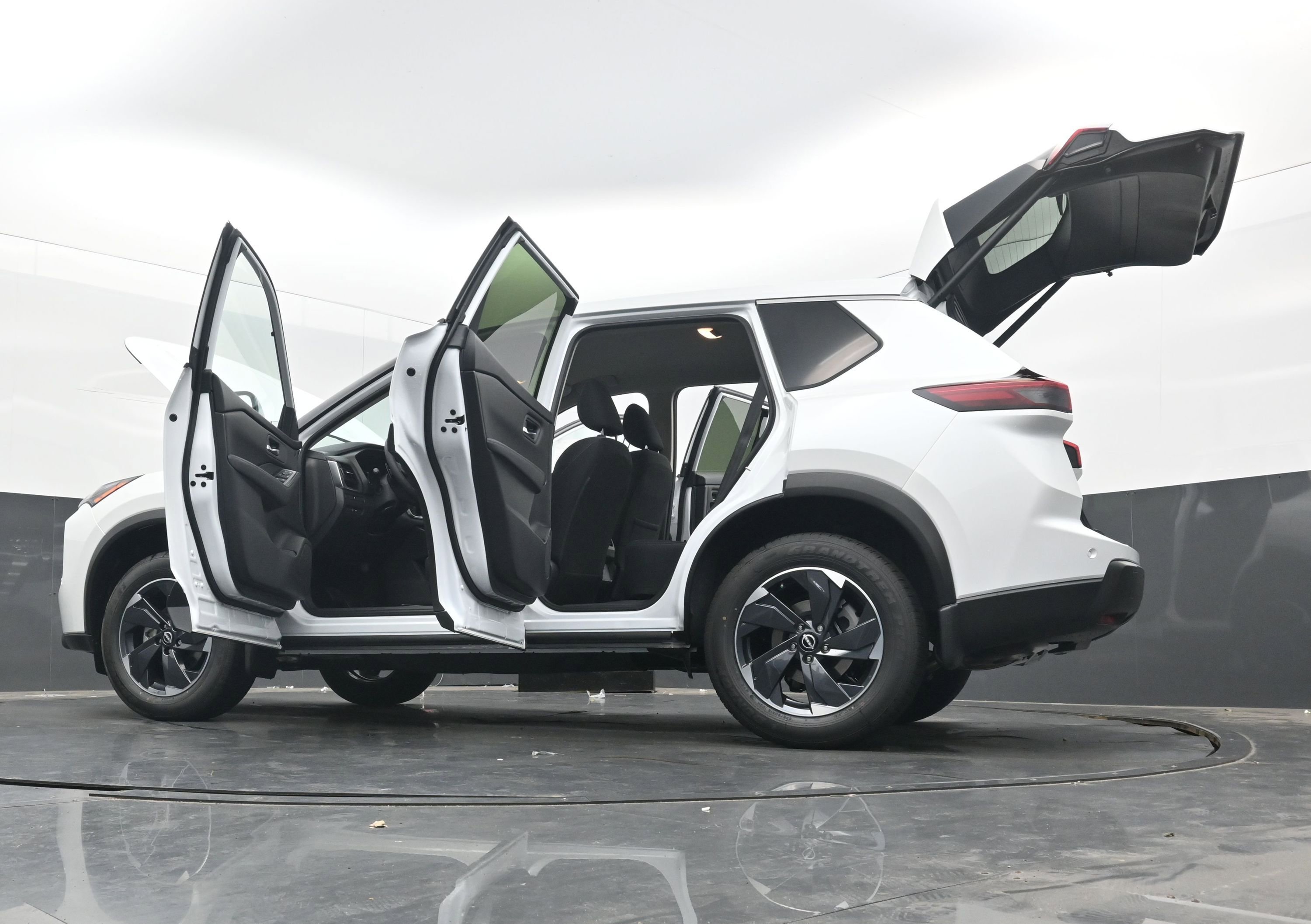 New 2026 Nissan Rogue SV image 41