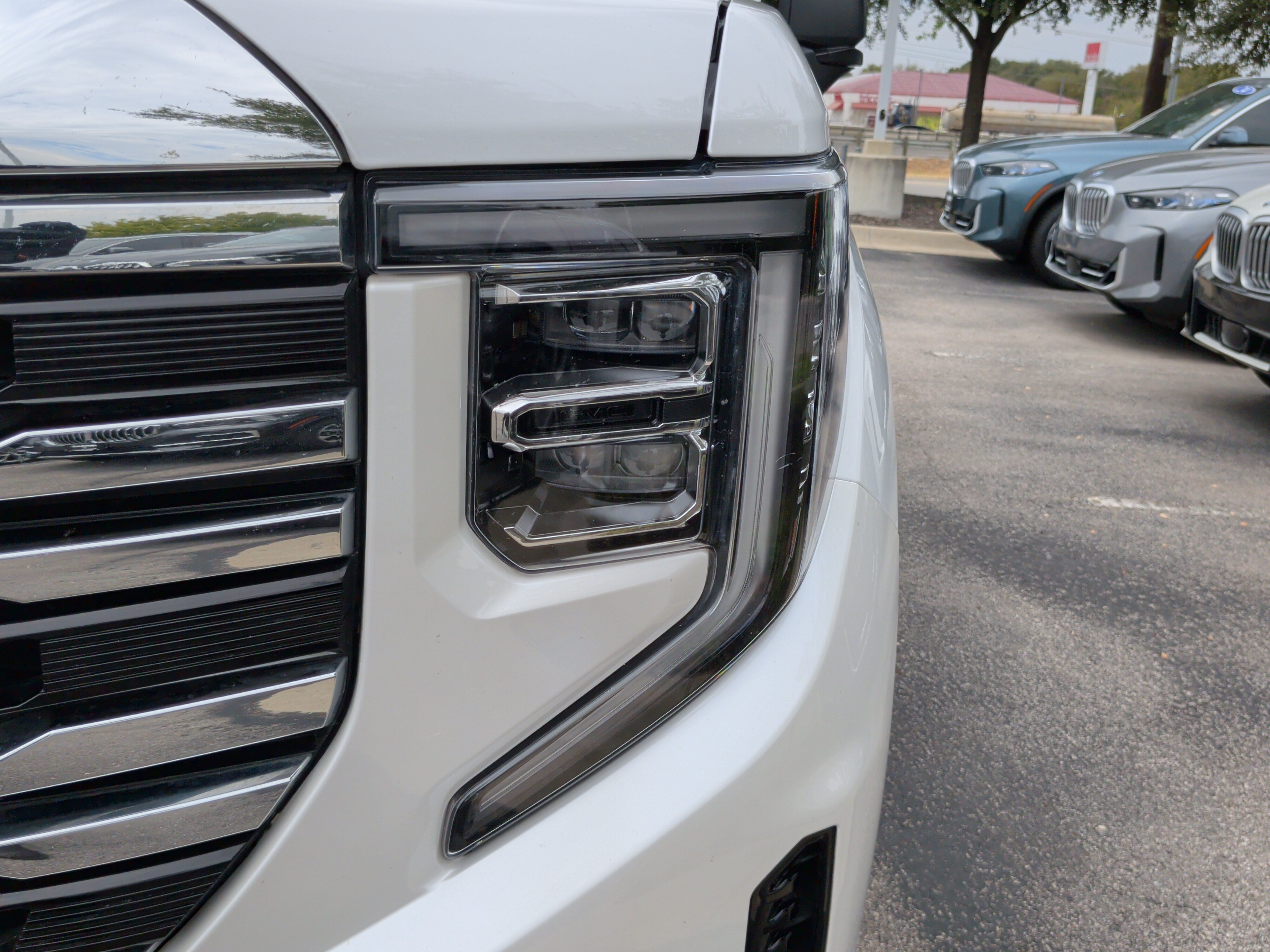 Used 2024 GMC Sierra 1500 SLT w/ SLT Premium Plus Package AWD/4WD image 3
