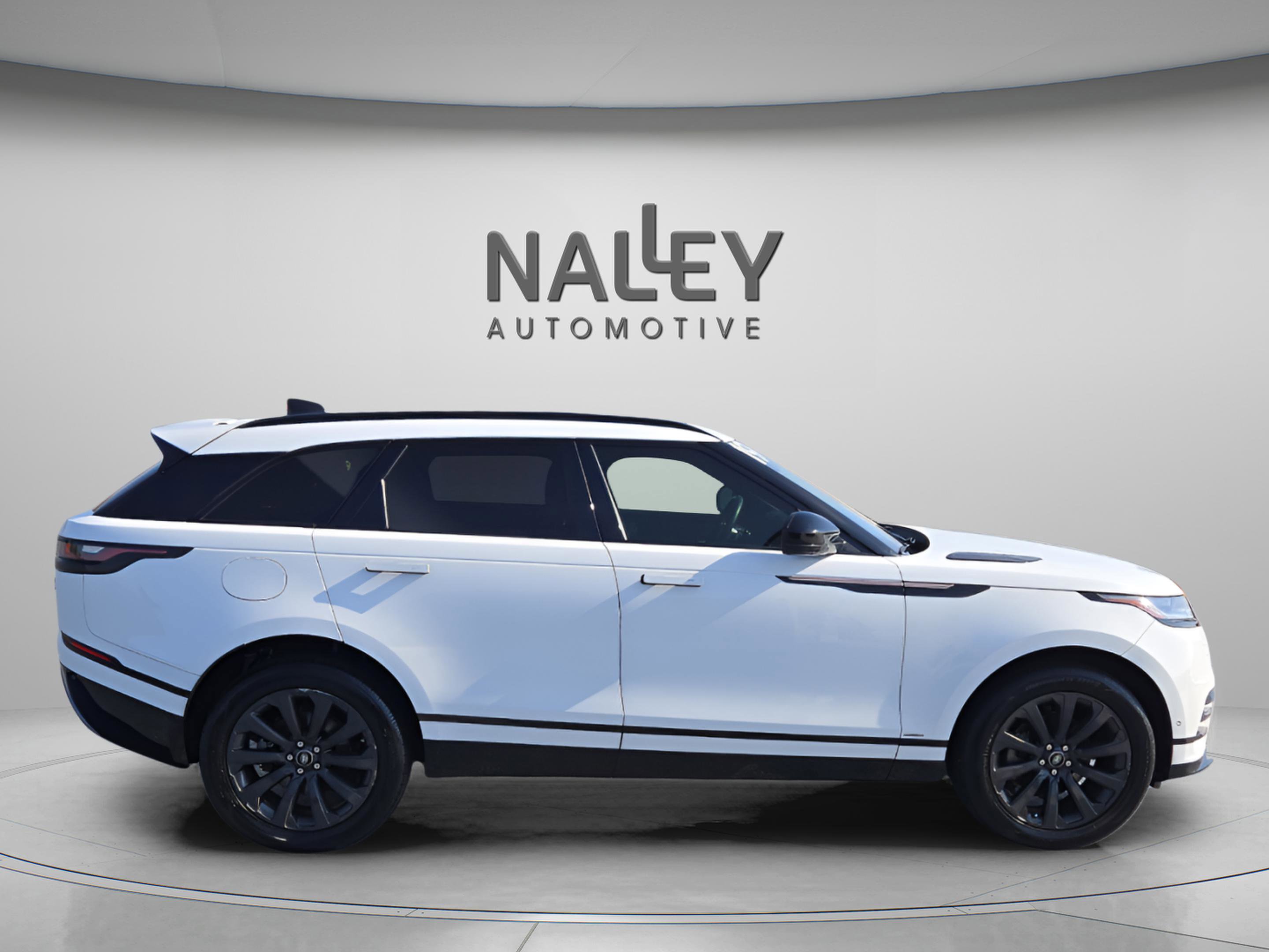 Used 2019 Land Rover Range Rover Velar R-Dynamic SE image 5