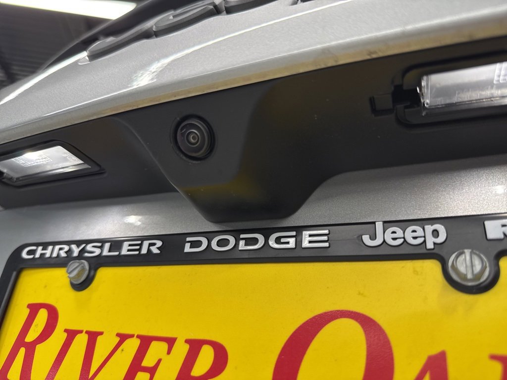 New 2025 Jeep Compass Limited w/ Sun & Sound Group image 7