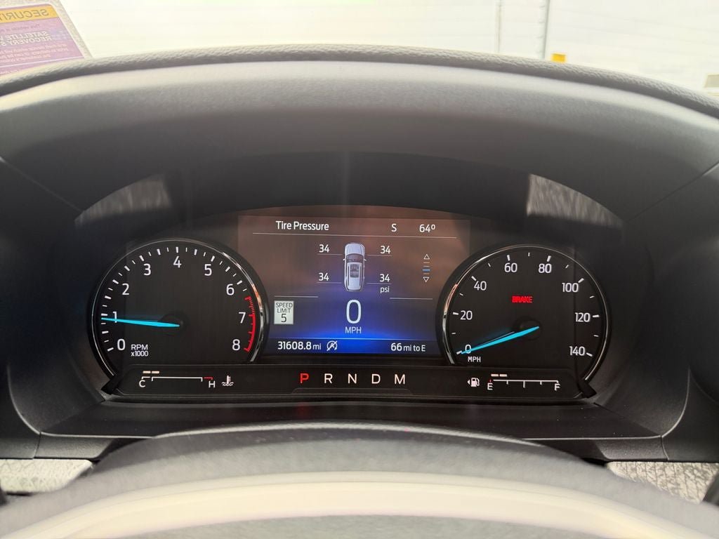 Used 2021 Ford Explorer XLT w/ Equipment Group 202A RWD image 34