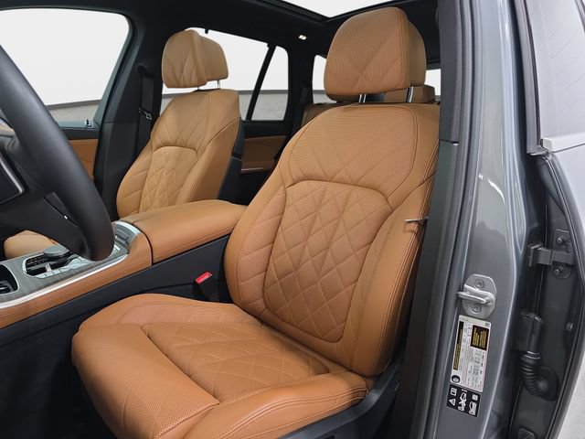 Certified 2025 BMW X5 xDrive40i AWD/4WD image 12