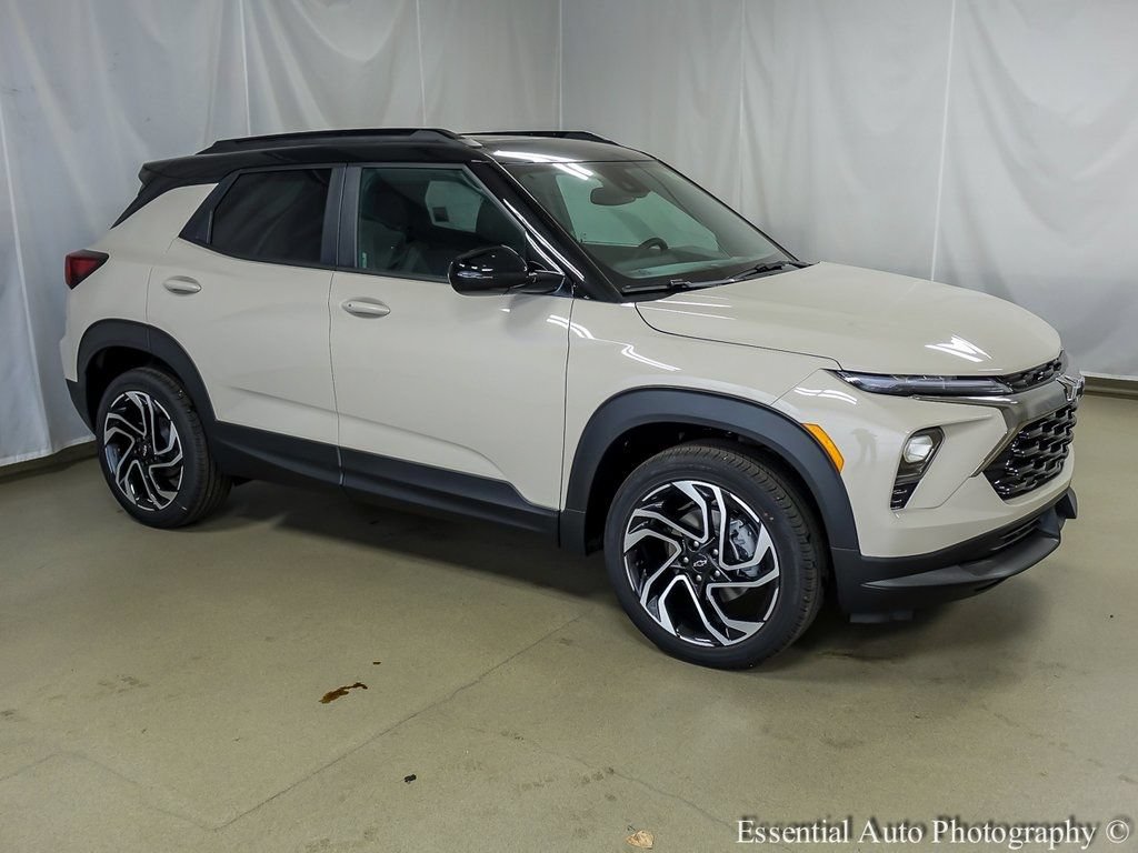 New 2026 Chevrolet TrailBlazer RS w/ Convenience Package AWD/4WD video 3