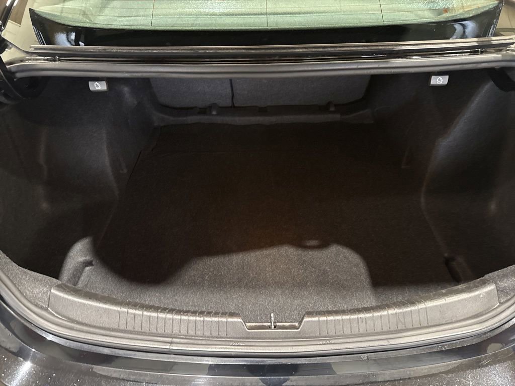 Used 2024 Chevrolet Malibu LT FWD image 12