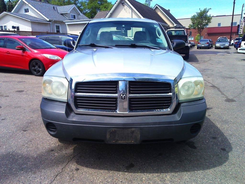 Used 2005 Dodge Dakota ST AWD/4WD image 3