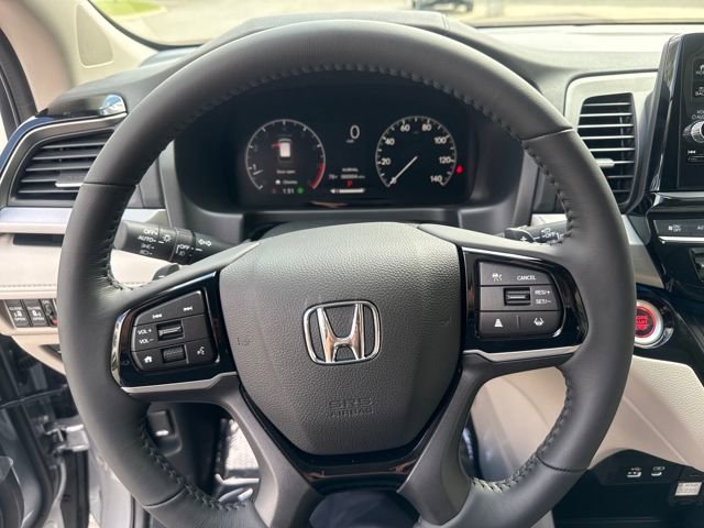 New 2026 Honda Odyssey Touring image 11