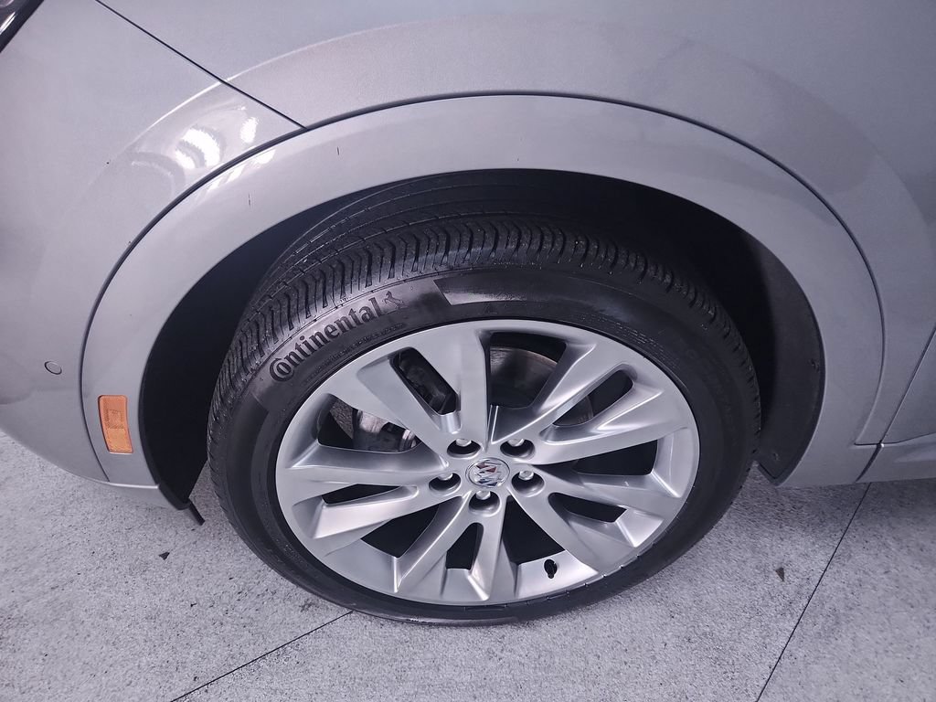 Used 2023 Buick Envision Avenir AWD/4WD image 12