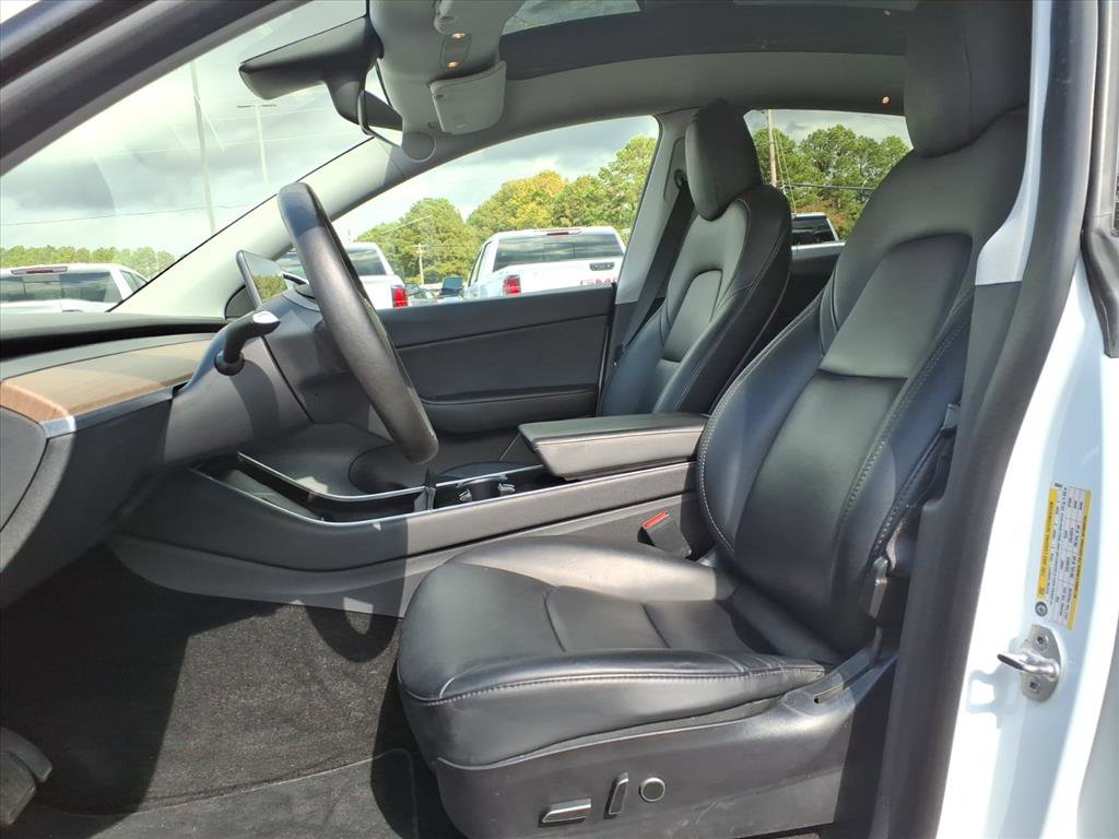 Used 2021 Tesla Model Y Long Range image 19