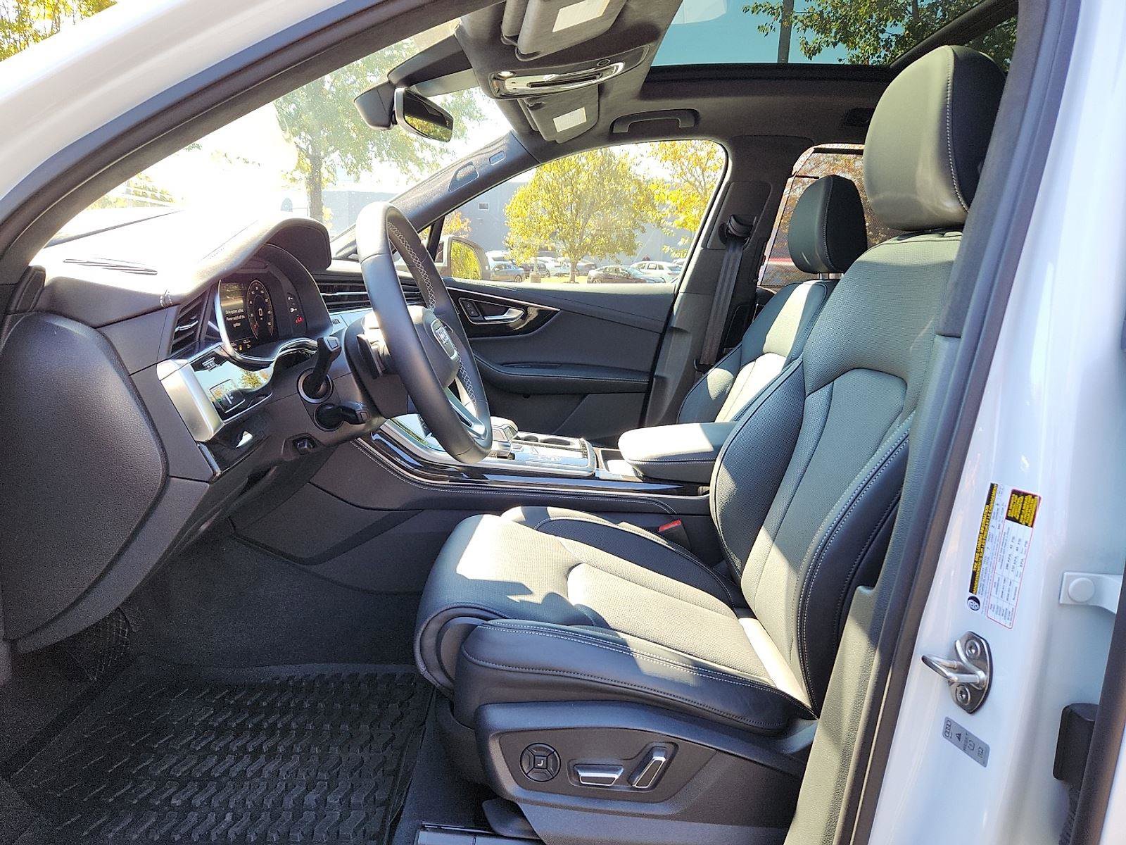 Used 2025 Audi Q7 3.0T Prestige w/ Prestige Package image 13