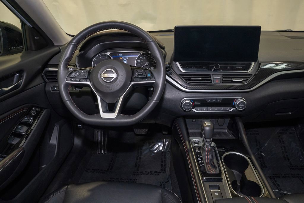 Certified 2023 Nissan Altima 2.0 SR image 7