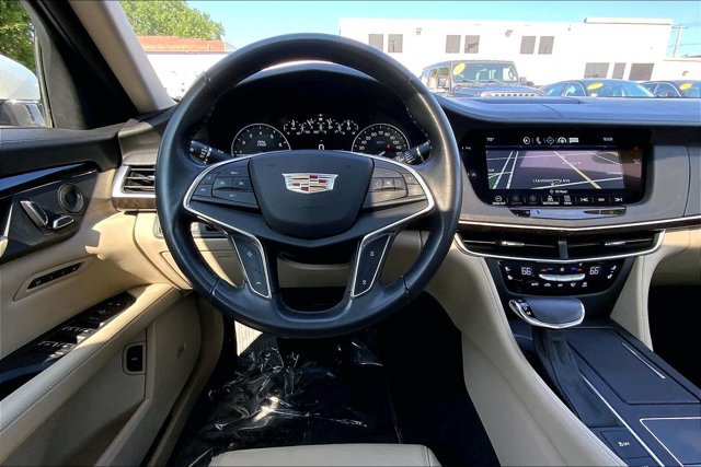 Used 2017 Cadillac CT6 3.6 AWD image 4