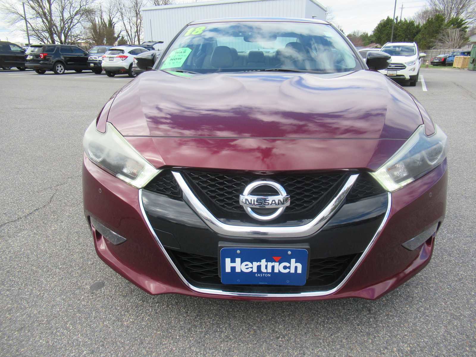 Used 2018 Nissan Maxima 3.5 SV image 2