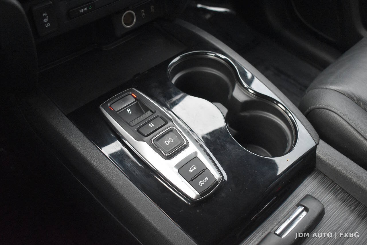Used 2016 Honda Pilot Touring image 30