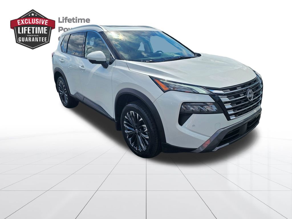 Used 2025 Nissan Rogue SL w/ Tech Package FWD image 5
