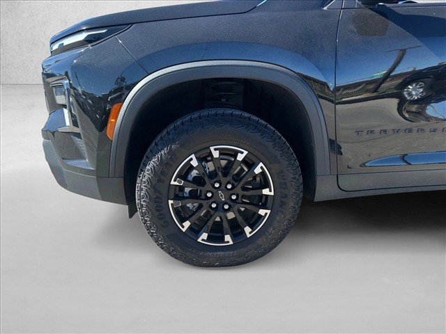 Used 2025 Chevrolet Traverse Z71 w/ Driver Confidence Package AWD/4WD image 28