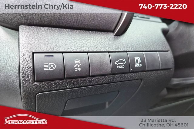 Used 2023 Toyota Camry LE image 17