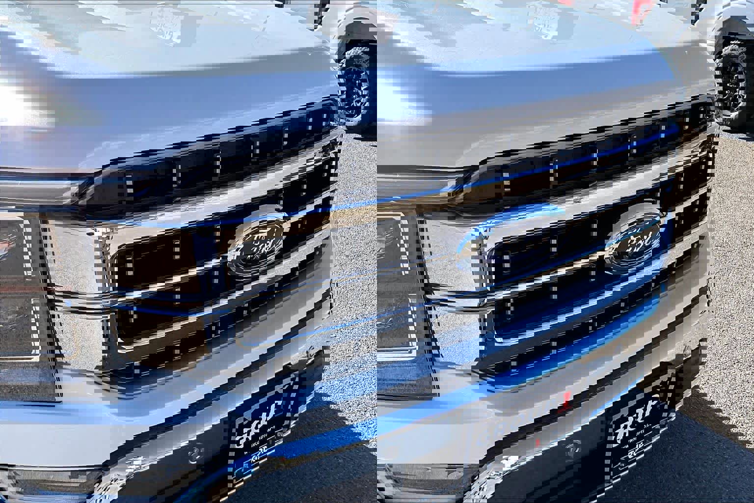 Used 2022 Ford F150 Lariat w/ Equipment Group 502A High image 29