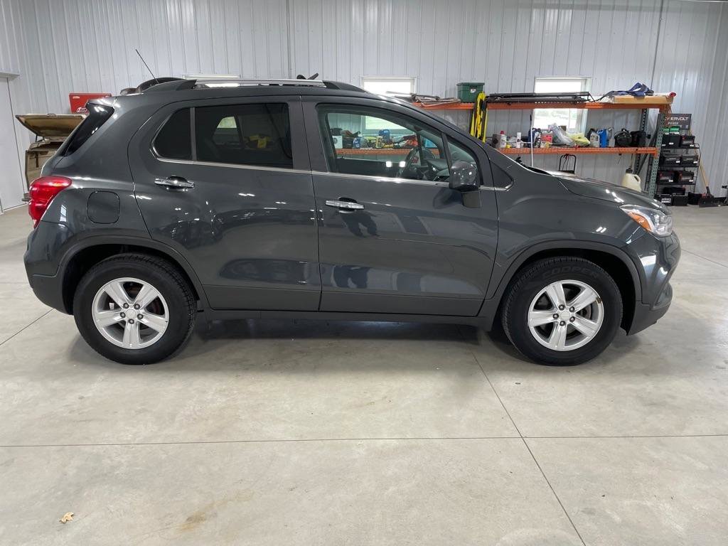 Used 2018 Chevrolet Trax LT w/ LT Convenience Package FWD image 8