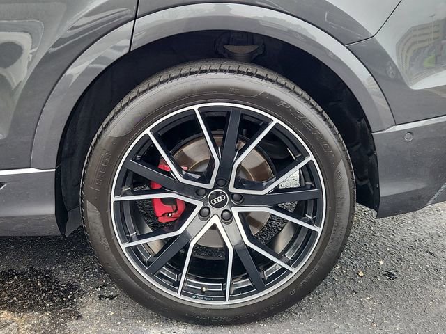 Used 2021 Audi Q8 Prestige image 34