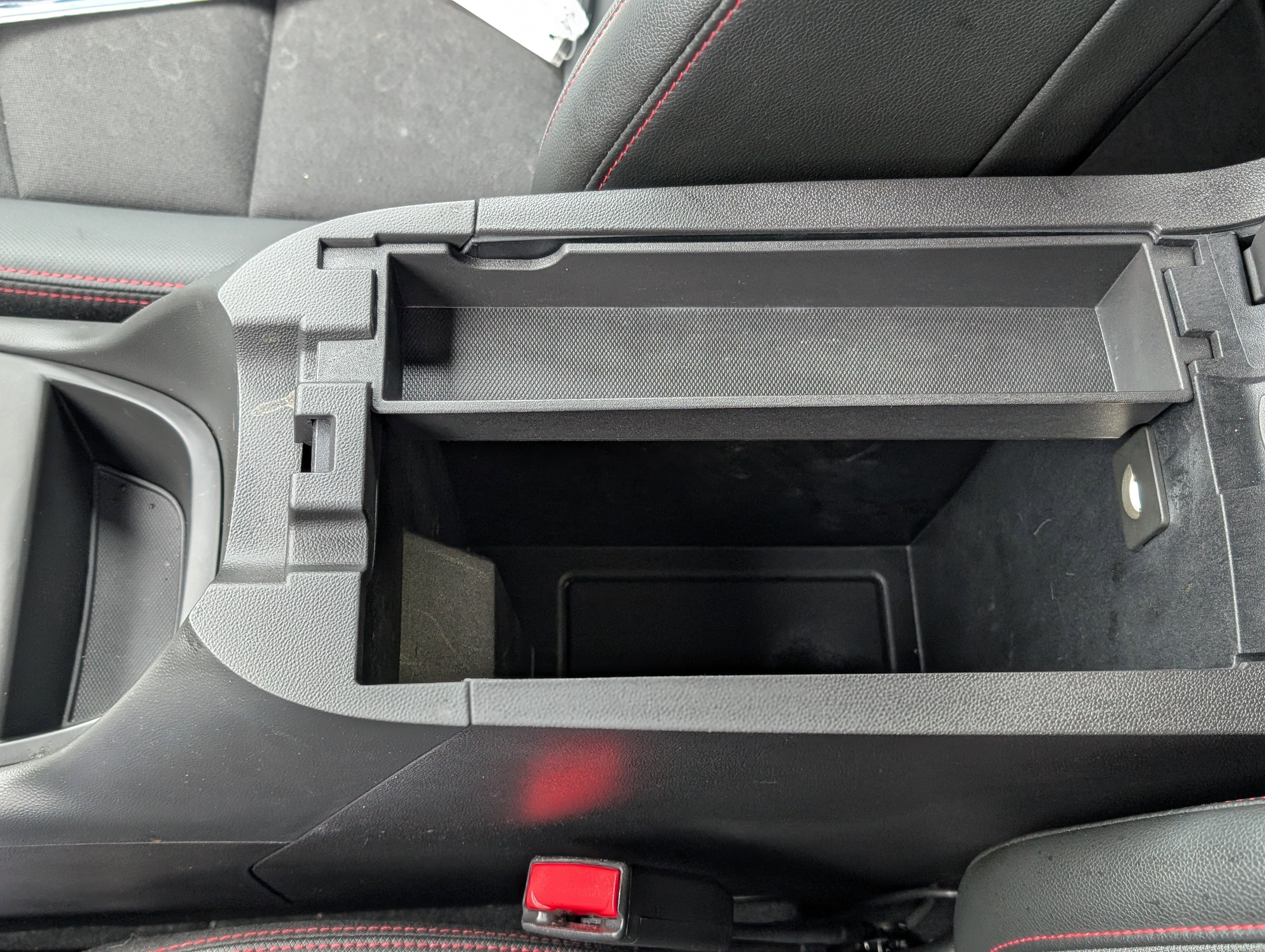 Used 2023 Chevrolet Equinox RS image 24