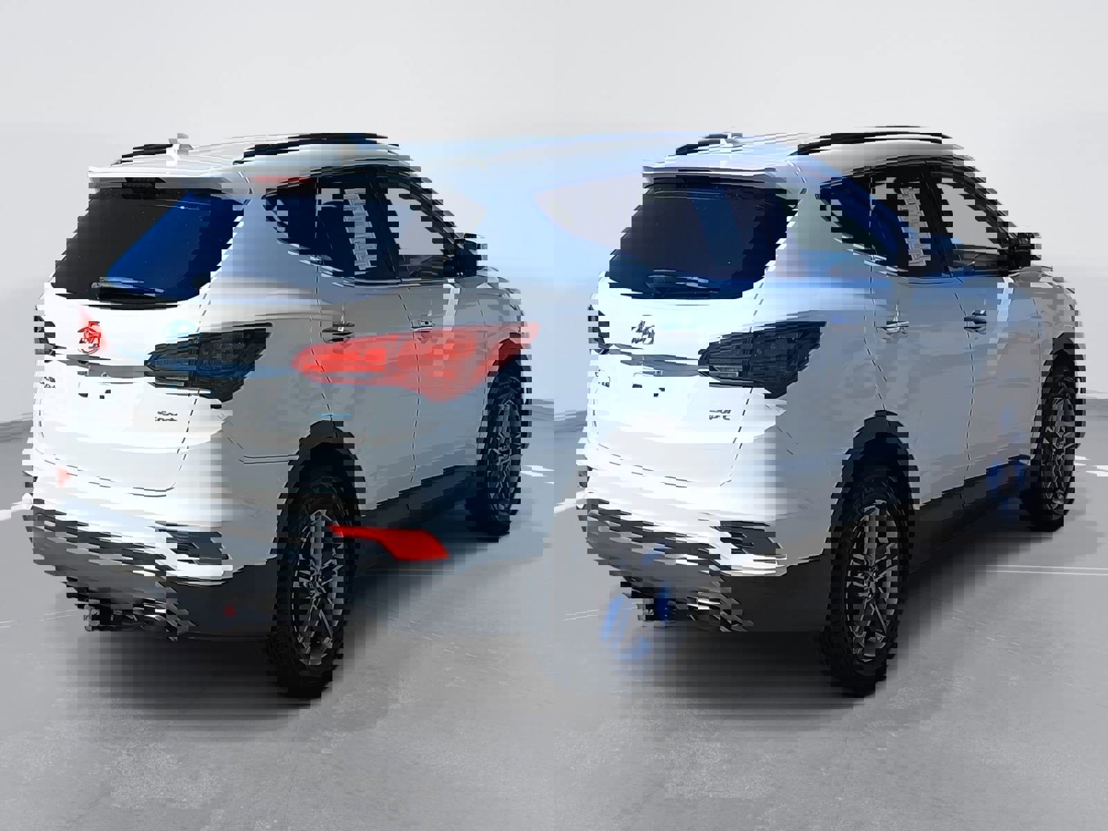 Used 2018 Hyundai Santa Fe Sport w/ 2.4L Value Package 02 image 5