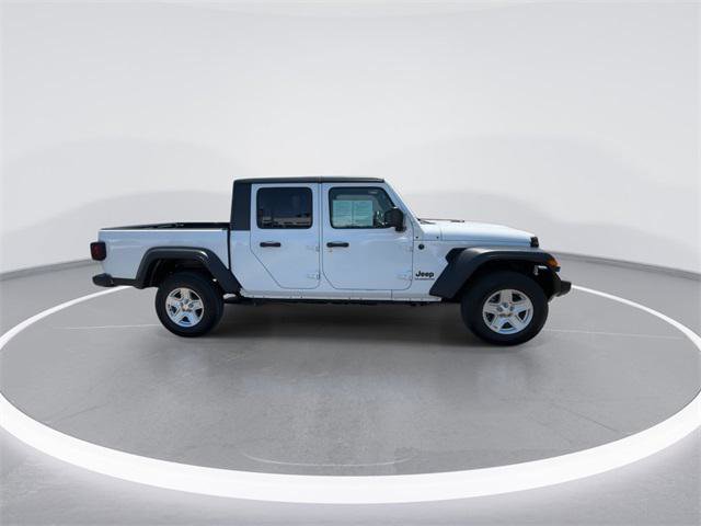 Certified 2020 Jeep Gladiator Sport w/ Quick Order Package 24S image 9
