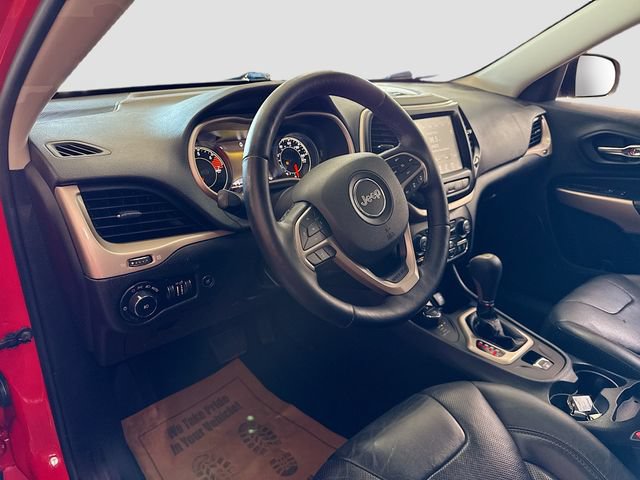 Used 2018 Jeep Cherokee Limited w/ Technology Group AWD/4WD image 10