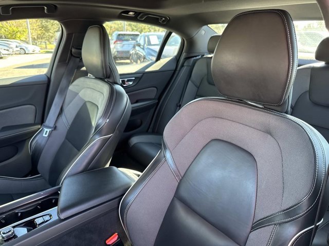 Used 2024 Volvo S60 B5 Plus image 11