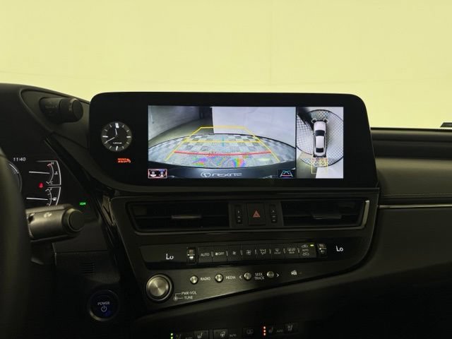 Certified 2022 Lexus ES 300h Ultra Luxury w/ Accessory Package 2 FWD image 22