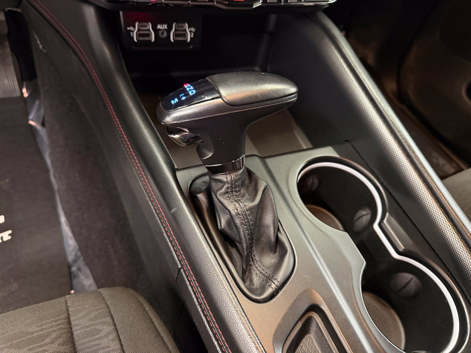 Used 2025 Dodge Durango GT AWD/4WD image 15