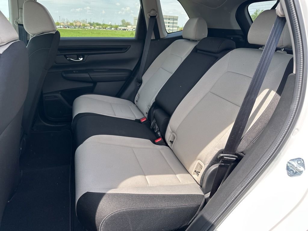 Used 2025 Honda CR-V LX image 13