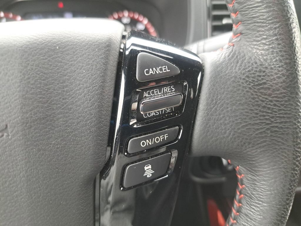 Used 2024 Nissan Frontier PRO-4X w/ Technology Package image 19