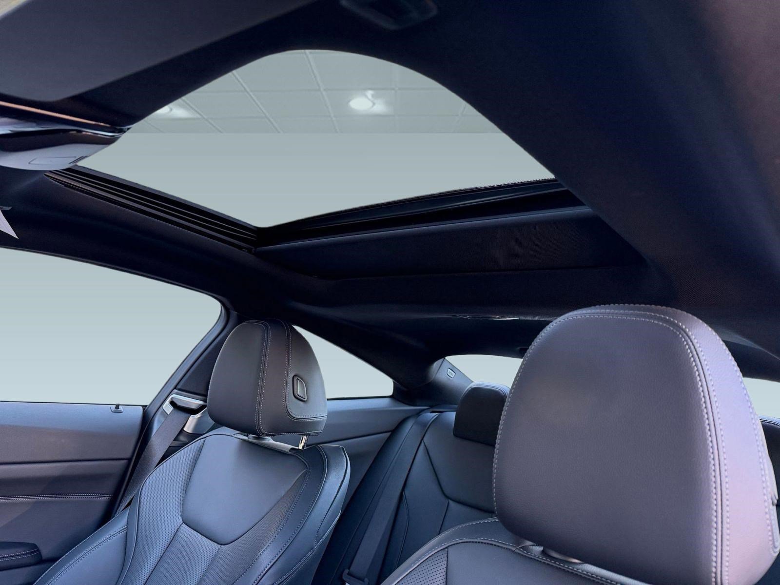 Certified 2025 BMW M440i Coupe image 15