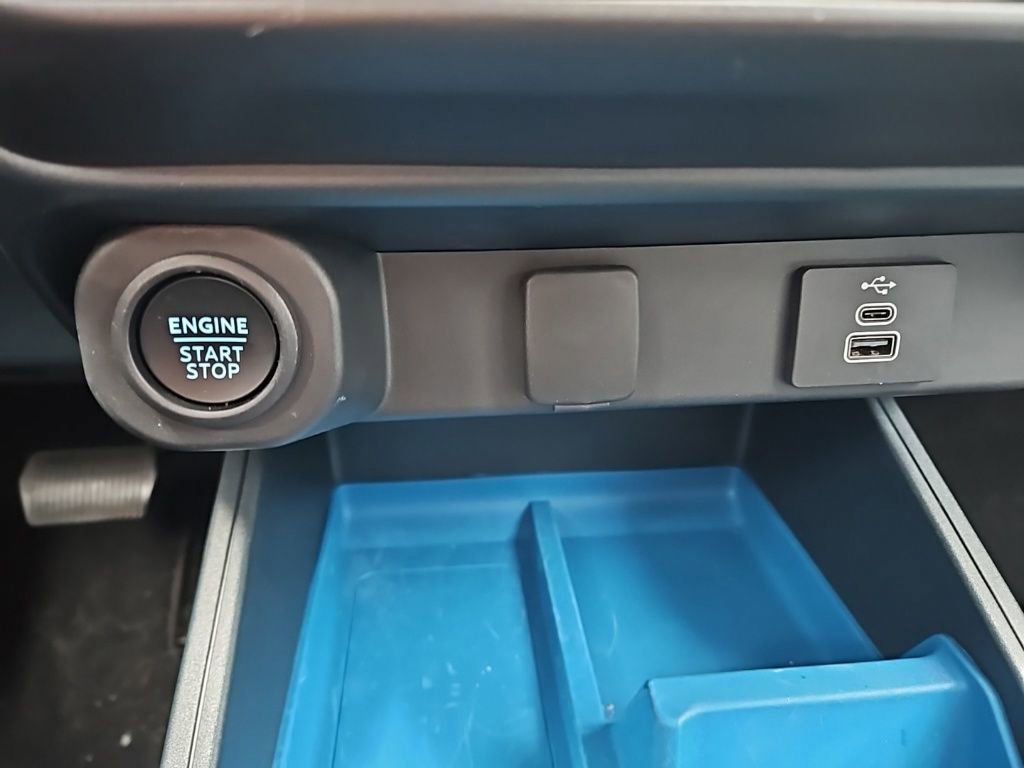 Used 2025 Ford Maverick XLT w/ Equipment Group 302A image 23