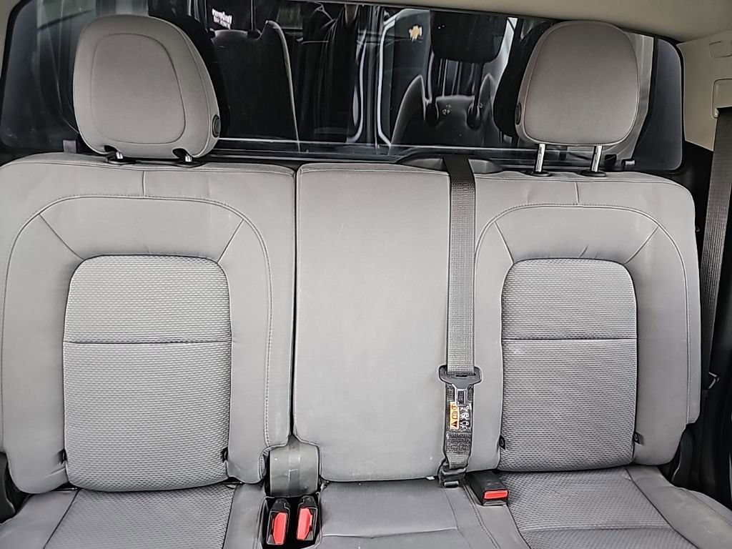 Used 2021 Chevrolet Colorado W/T w/ Custom Special Edition image 8